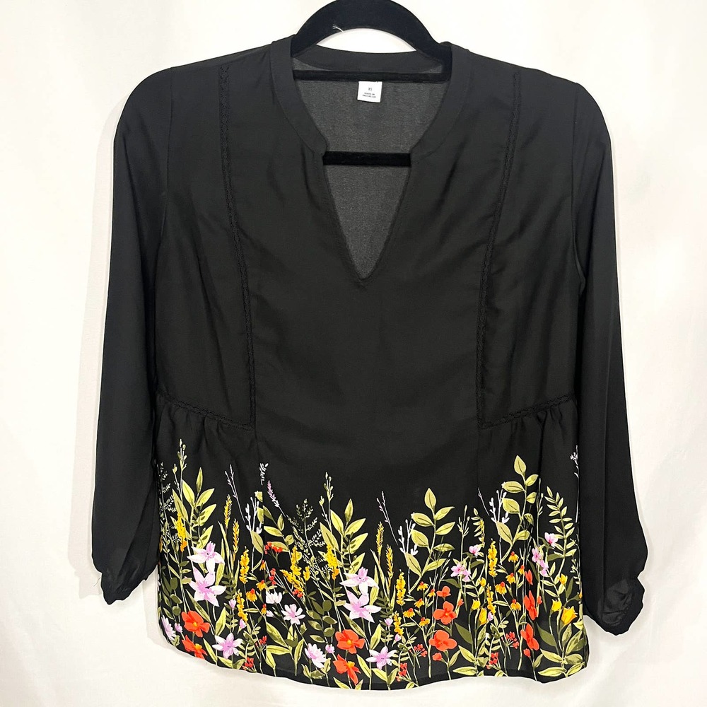 Women's Old Navy Black Floral V-Neck Long Sleeve Blouse, Size XS, EUC